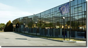edificio della scuola secondaria Scalvini di Botticino